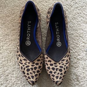 Rothy’s The Point Leopard Print with Blue Halo Size 7
